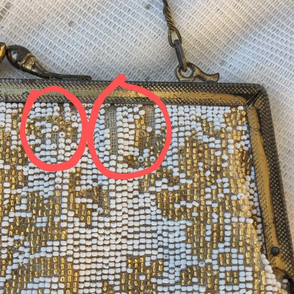 Antique 1920s white and gold art nouveau micro beaded flapper purse - Picture 11 of 13